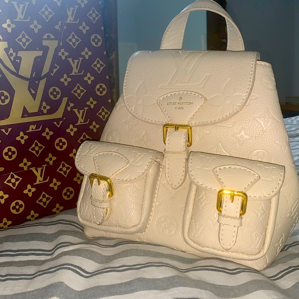 Louis Vuitton Backup Backpack - Picture 6 of 6